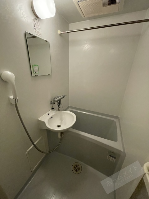 バス・シャワールーム　浴室換気乾燥機で急ぎのお洗濯もＯＫ♪