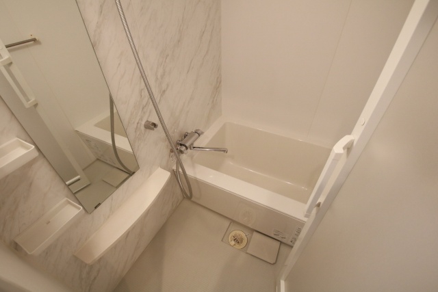 バス・シャワールーム　※別室の参考写真の為、現況優先です。