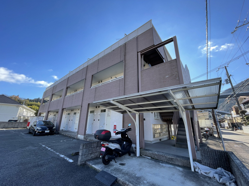 建物外観　メゾンフォレスタ