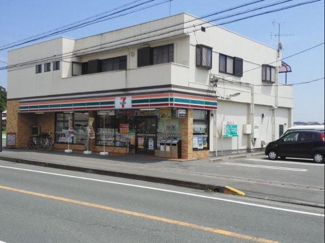 コンビニ　セブンイレブン（コンビニ）まで1538m
