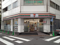 コンビニ　セブンイレブン大田区蒲田5丁目店（コンビニ）まで135m
