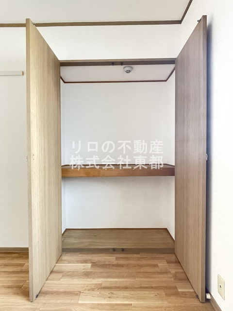 収納　奥行のある収納付です！増えがちな荷物をもスッキリ収納できます