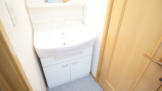 洗面設備　シャンプードレッサー