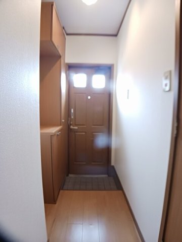 玄関　明るい玄関です