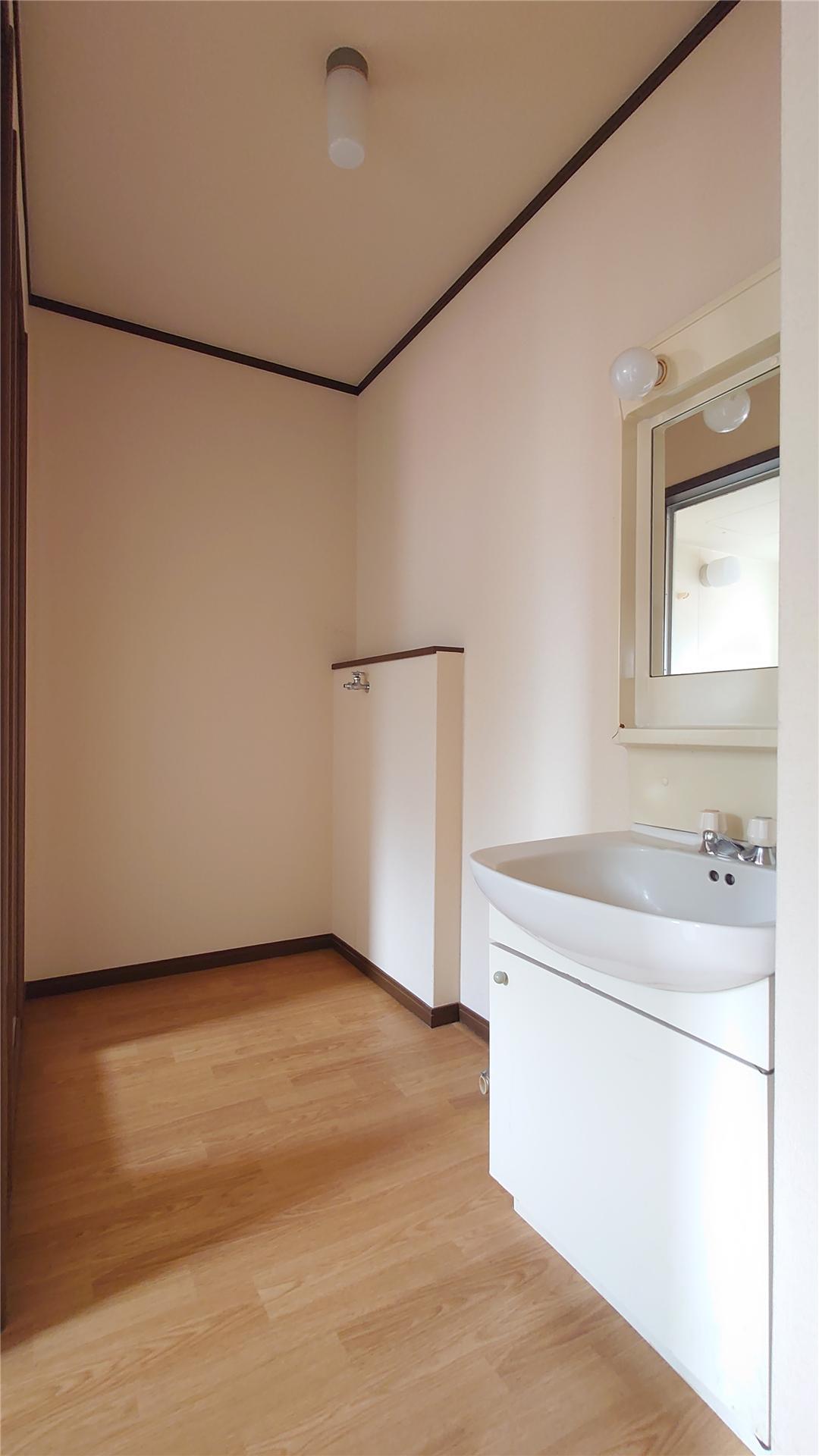 洗面設備　【リフォーム前】洗面台Ｗ750サイズ