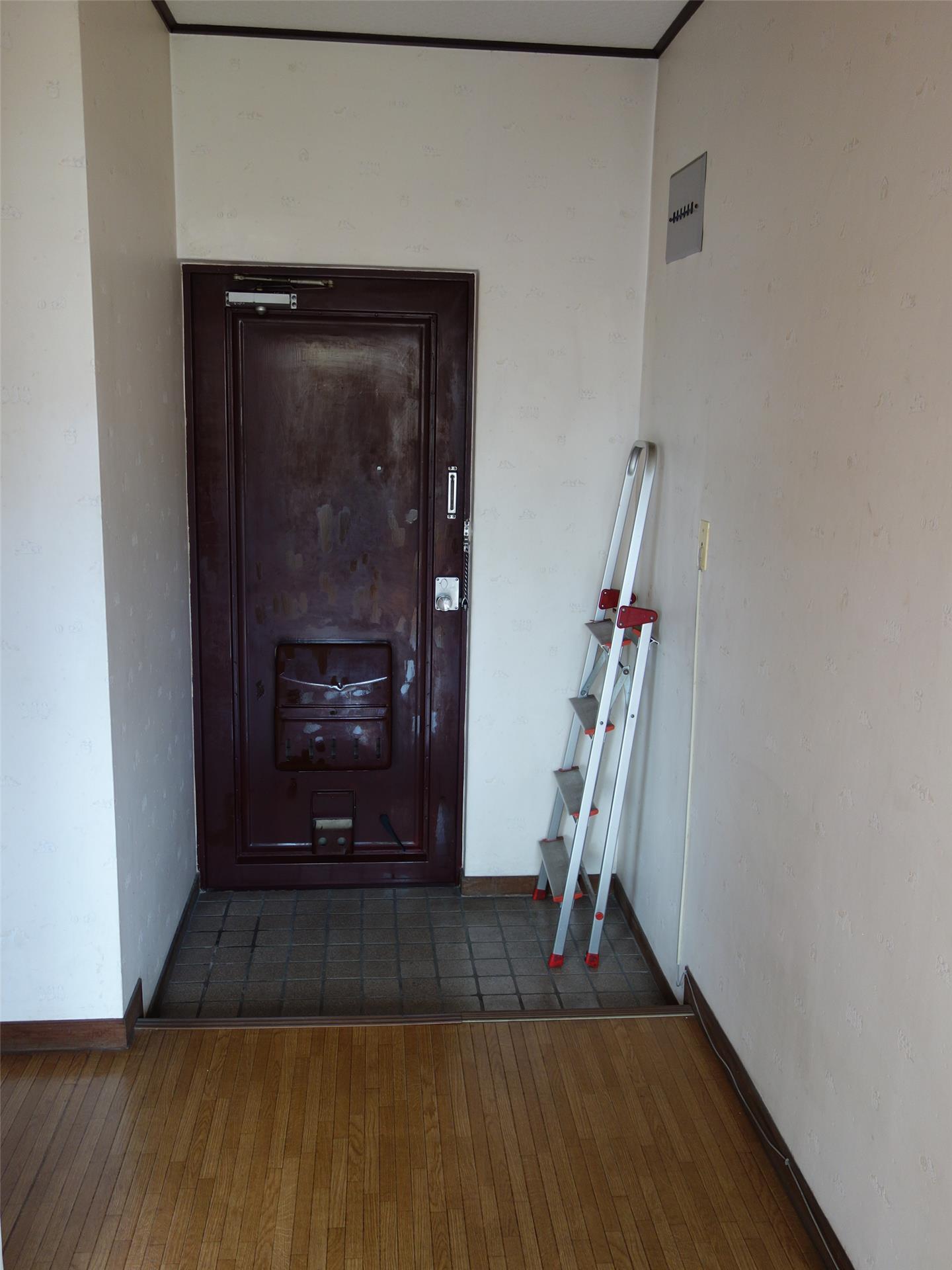 玄関　ゆったりとした玄関スペースです♪