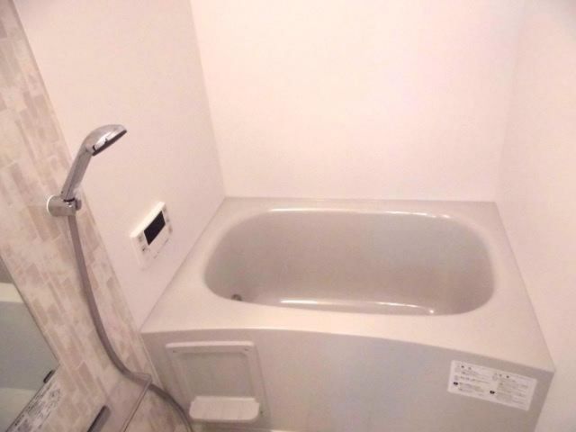 アナシエ南篠崎町Iの風呂写真