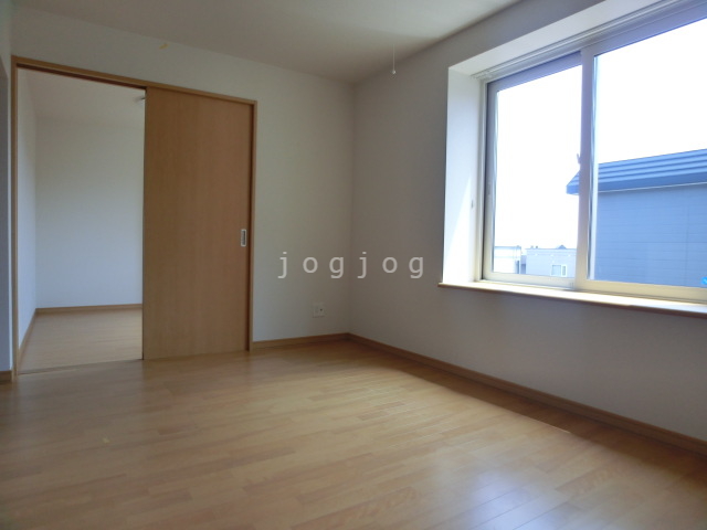 居室・リビング　採光あります