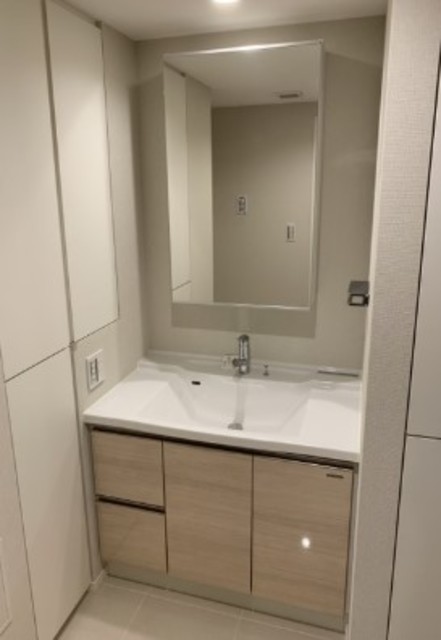 洗面設備　同仕様