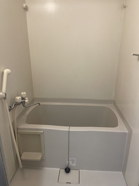 バス・シャワールーム　同物件別号室の写真です。