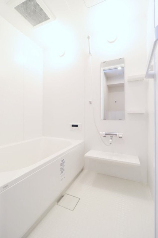 バス・シャワールーム　図面と現状に相違がある場合には現状を優先