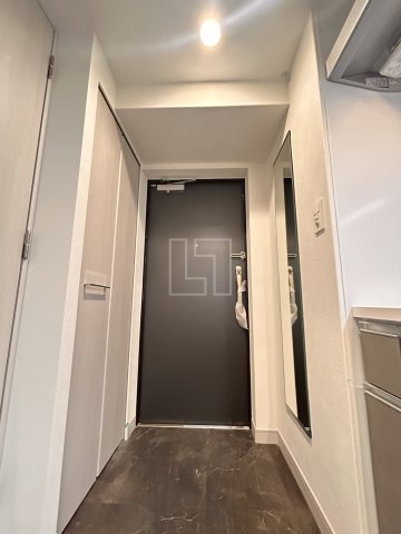 玄関　プレサンス堺筋本町エグゼブラン　玄関