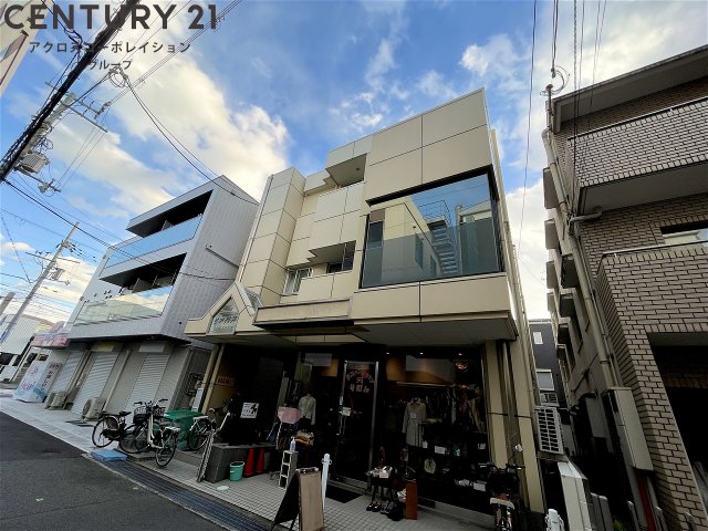 建物外観　オートロック付きで安心のセキュリティ♪