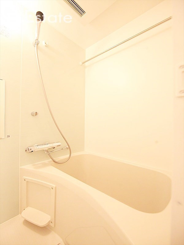 バス・シャワールーム　バスルーム