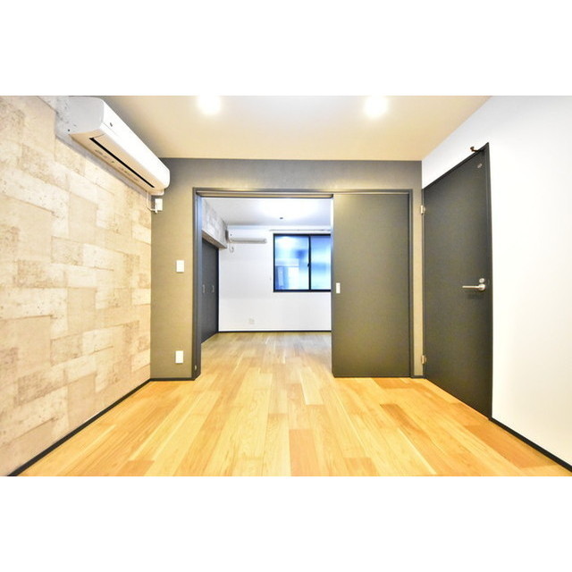 居室・リビング　当社提携の為、どこよりも安く早く安心してご契約可能です。