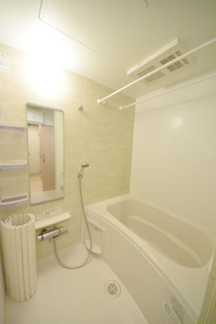 バス・シャワールーム　★★浴室乾燥機完備★★