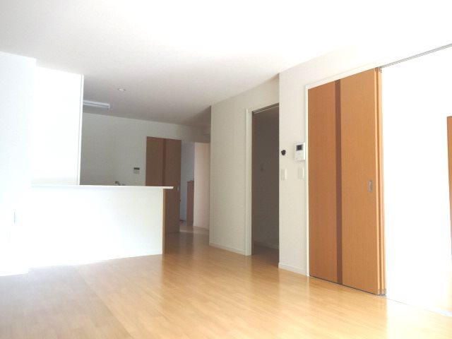 居室・リビング　※写真は102号室です