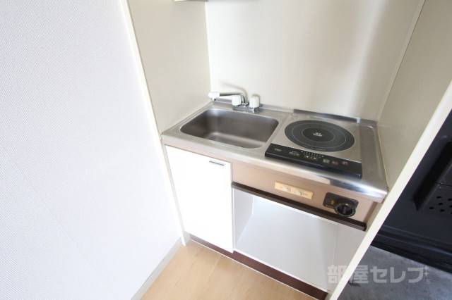 キッチン　ＩＨコンロ１口です