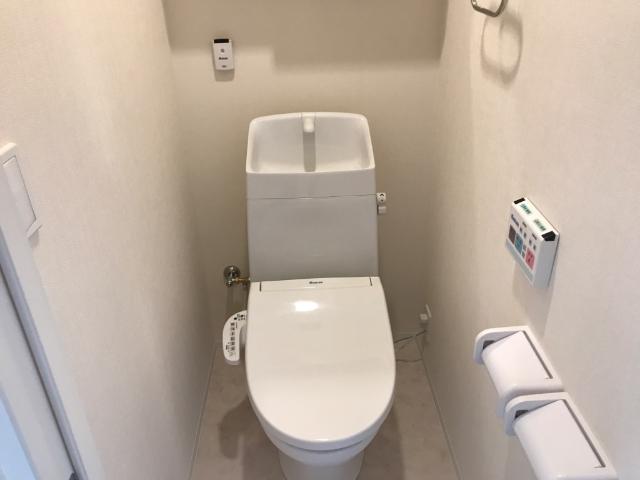 トイレ　シャワー付トイレ