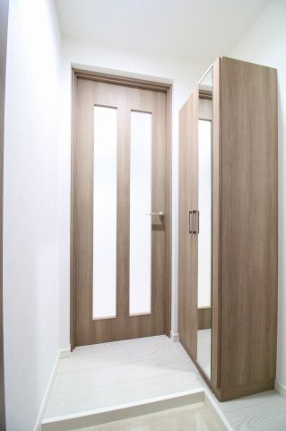 玄関　シンプルで使いやすい玄関です