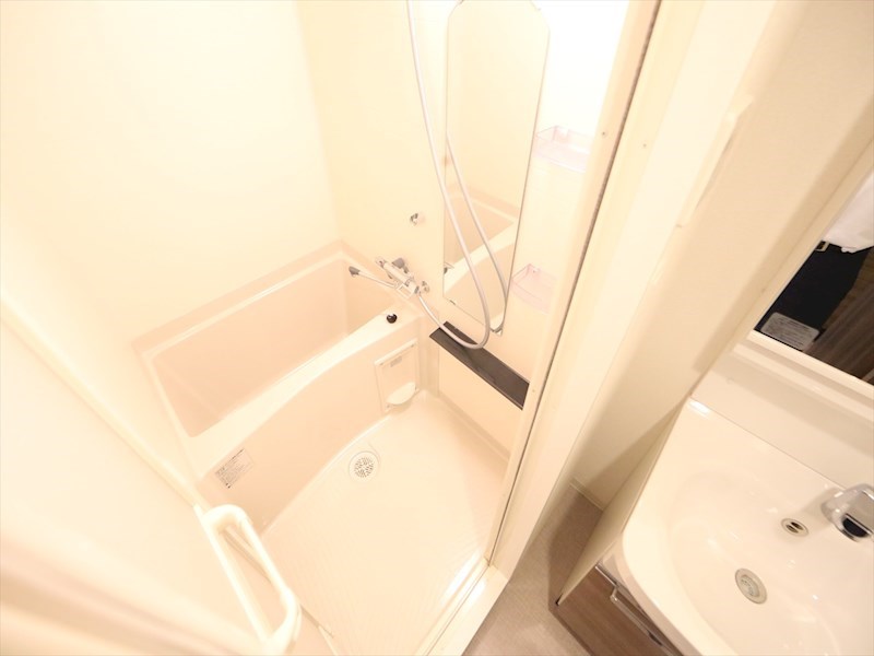 バス・シャワールーム　バスルーム　浴室暖房乾燥機付き