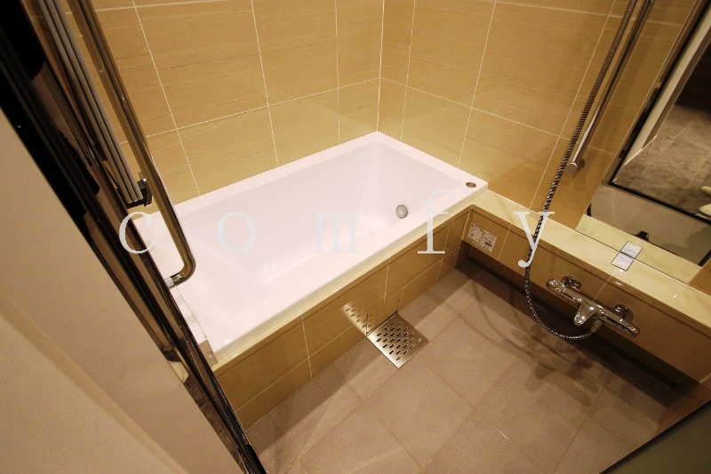 バス・シャワールーム　追炊き・浴室乾燥機付き