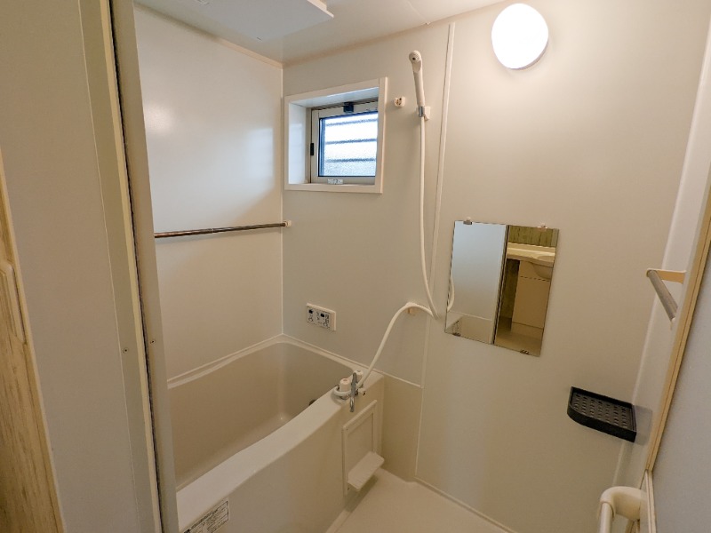 バス・シャワールーム　図面と現状に相違がある場合には現状を優先