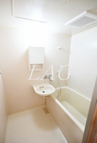 バス・シャワールーム　お風呂です。