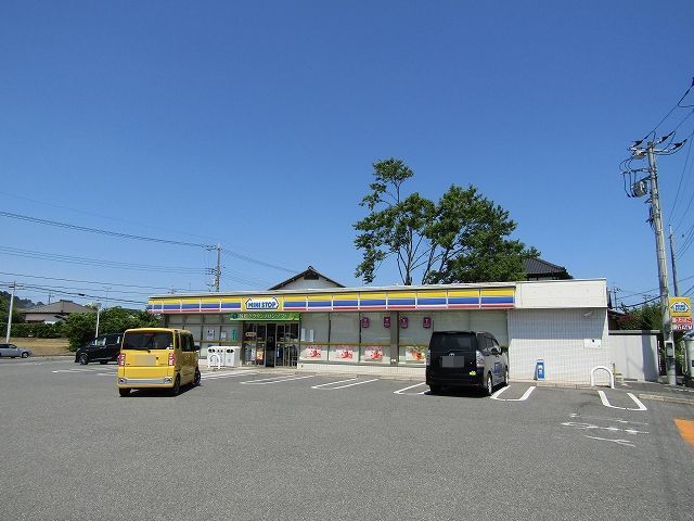コンビニ　ミニストップ鷲巣店（コンビニ）まで300m