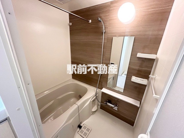 バス・シャワールーム　類似写真