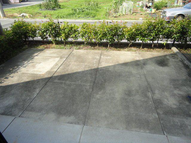 バルコニー　専用庭