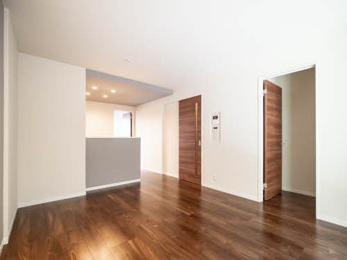 居室・リビング　【Ｌｉｖｉｎｇ】リビングでふくらむ「集いの時間」コミュニケ…