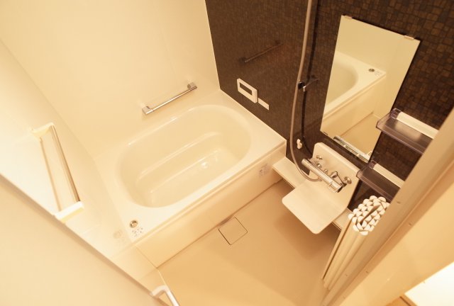 バス・シャワールーム　きれいなお風呂です