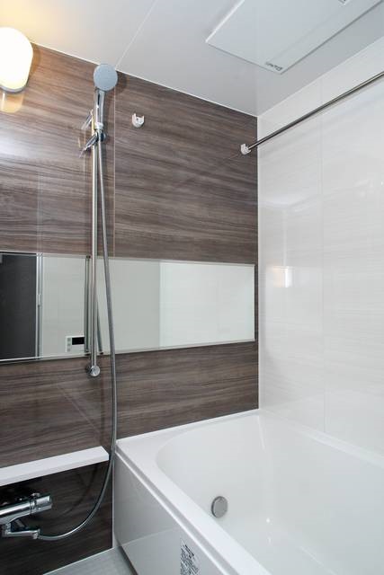 バス・シャワールーム　清潔な浴室！