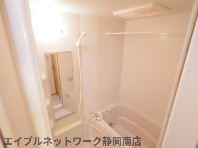 バス・シャワールーム　日々の暮らしに欠かせないお風呂です