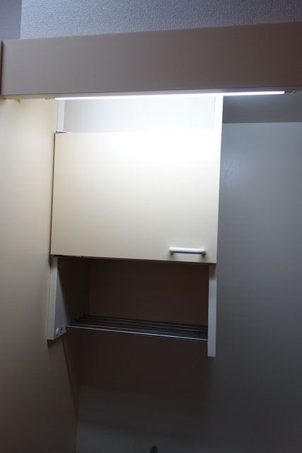 その他設備　小さい戸棚付き（キッチン）