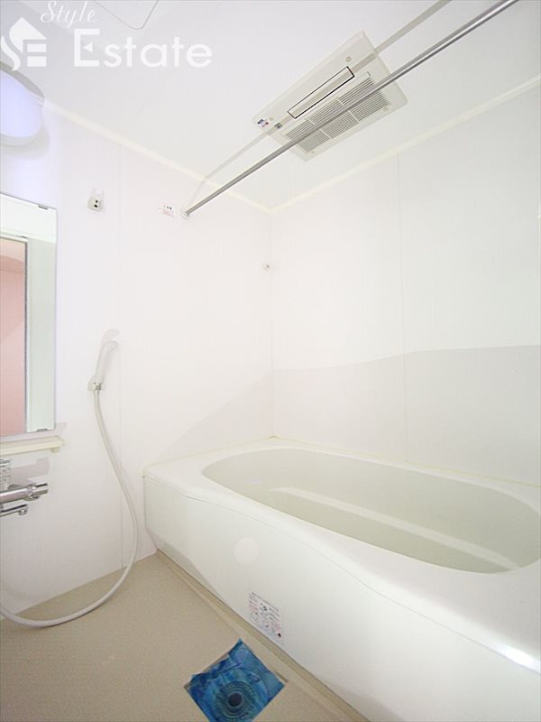 バス・シャワールーム　バスルーム