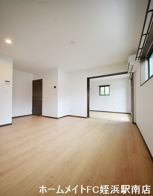 居室・リビング　★新生活は築浅で♪★