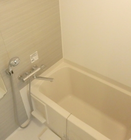 バス・シャワールーム　ゆっくりバスタイムをお楽しみください☆