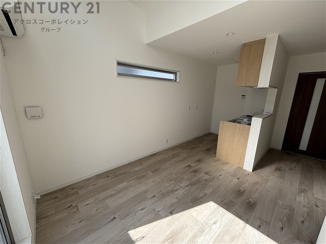 居室・リビング　エアコン付きで初期費用を抑えたい方にもおすすめです。