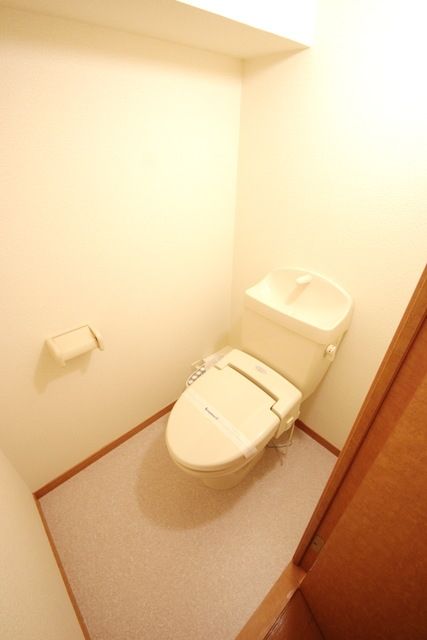 トイレ　★見学希望等はタウンハウジング中央林間店までお気軽に♪★