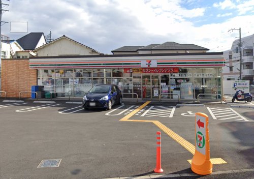 コンビニ　セブンイレブン 神戸泉が丘店（コンビニ）まで298m
