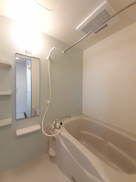 バス・シャワールーム　バス