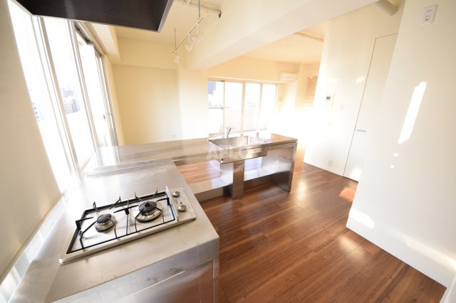 キッチン　アーバンスタイル心斎橋　2ガスシステムキッチン
