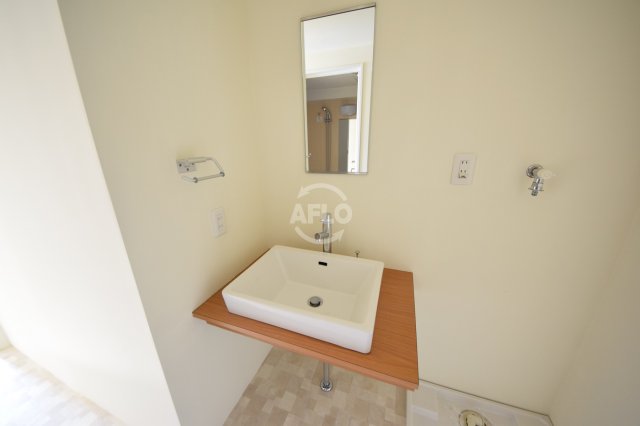 洗面設備　アーバンスタイル心斎橋　洗面台