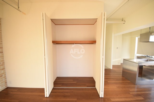 収納　アーバンスタイル心斎橋　クロゼット