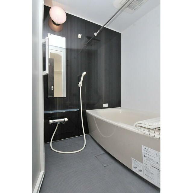 バス・シャワールーム　浴室