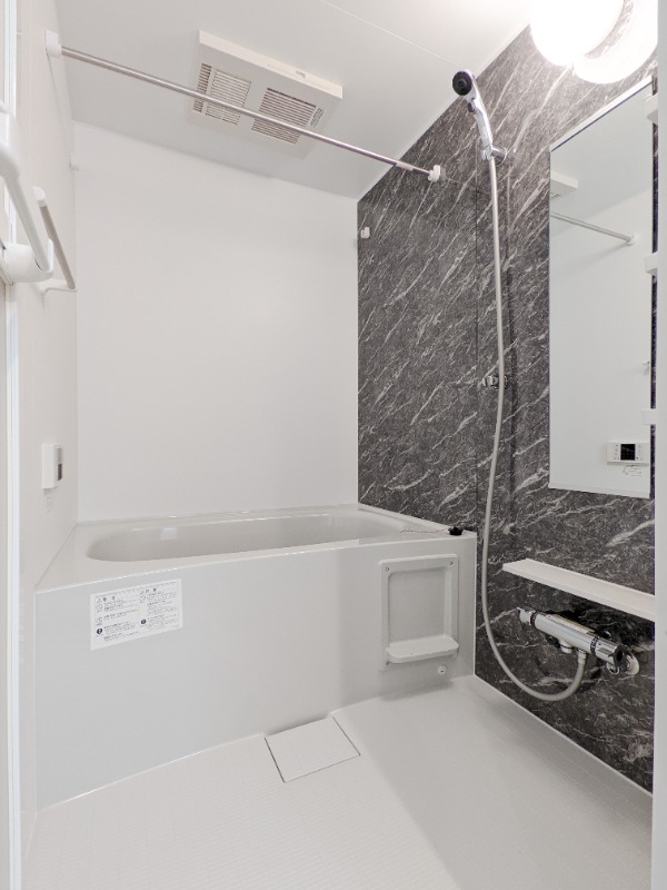 バス・シャワールーム　図面と現状に相違がある場合には現状を優先