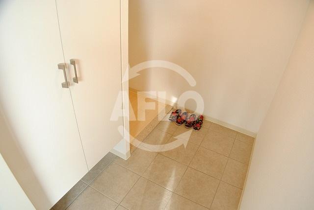 玄関　レジディア心斎橋ウエスト　玄関