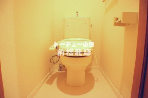 トイレ　寒い冬でもポカポカな多機能便座